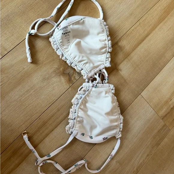 Floral Ruched Bikini Set - Picture 4 of 6